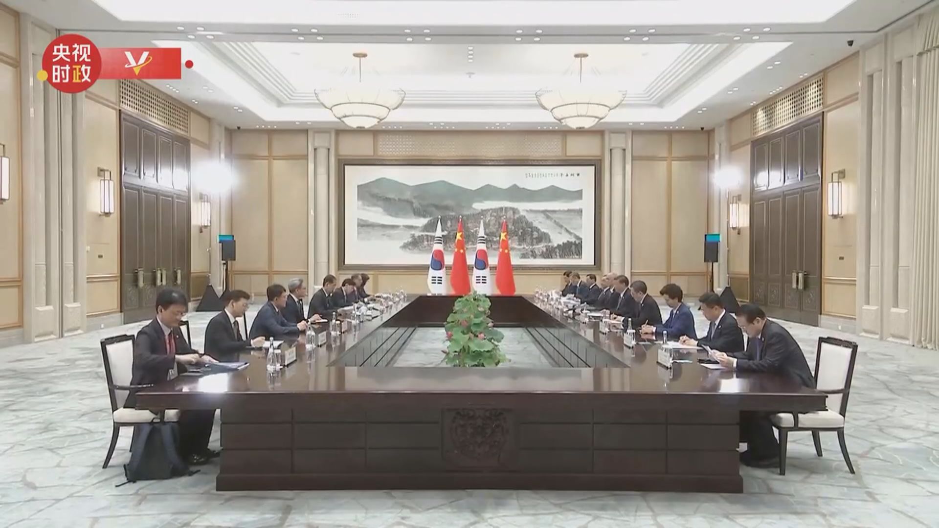 習近平會見南韓總理韓德洙