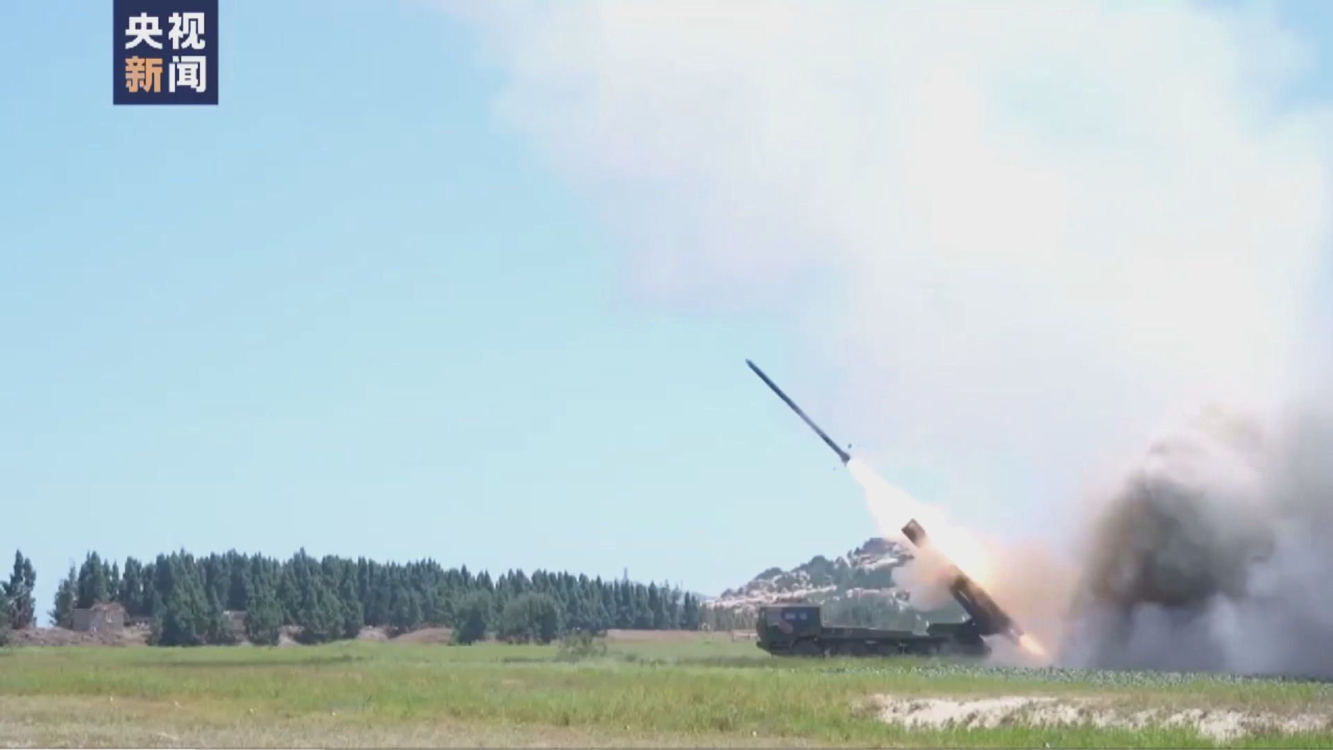 解放軍常規導彈首次穿越台灣