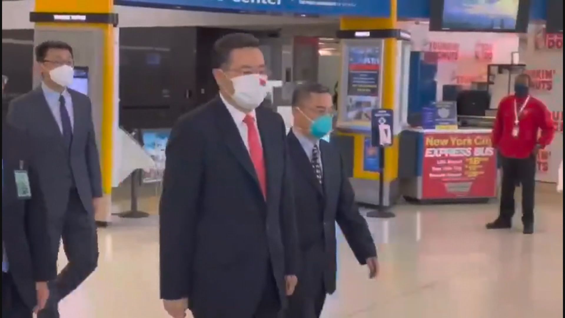 新任中國駐美大使秦剛抵美履新