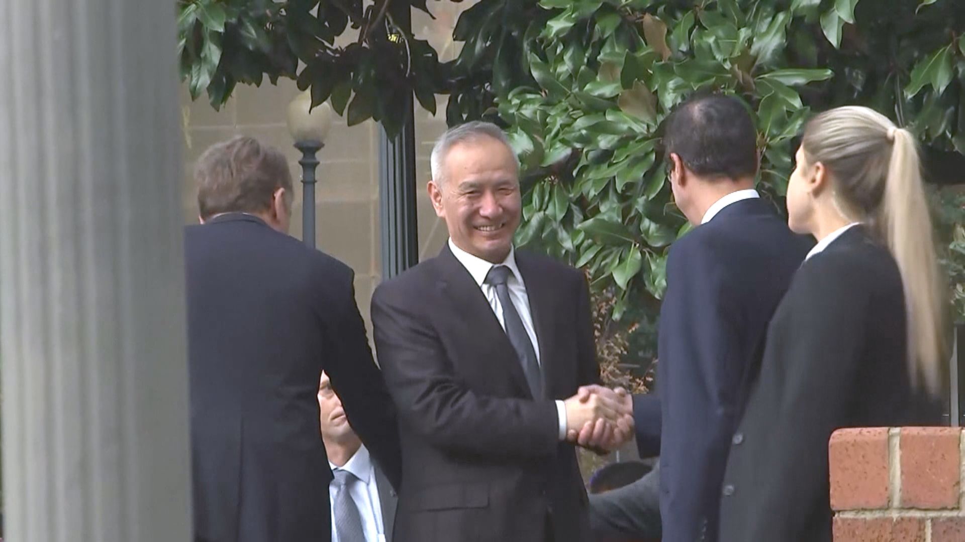 中國商務部：劉鶴下周一率團赴美簽首階段貿易協議