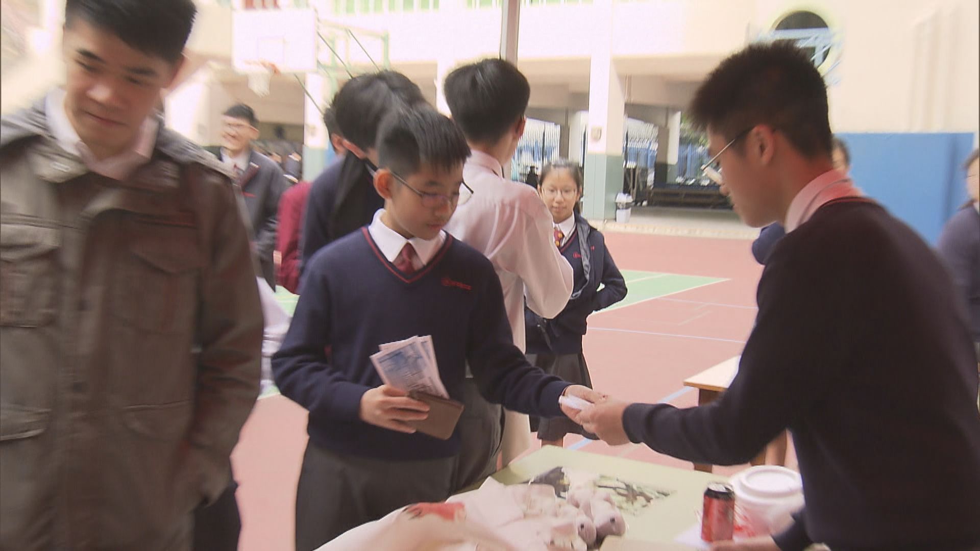【另類年宵】中學生年宵「變陣」成應變解難考驗