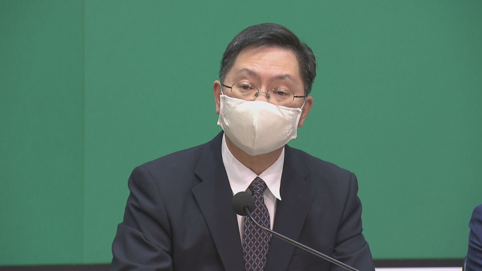 擴大安心出行　政府研究向有需要人士送手機