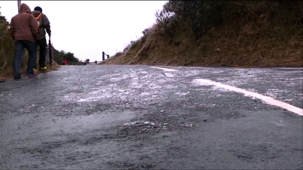 飛鵝山道繼續封閉