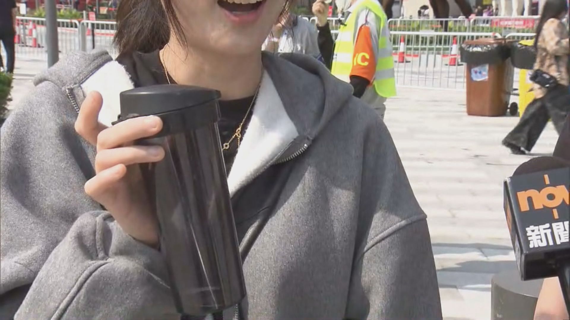 Coldplay演唱會第二場　有人帶水樽連樽蓋獲准入場