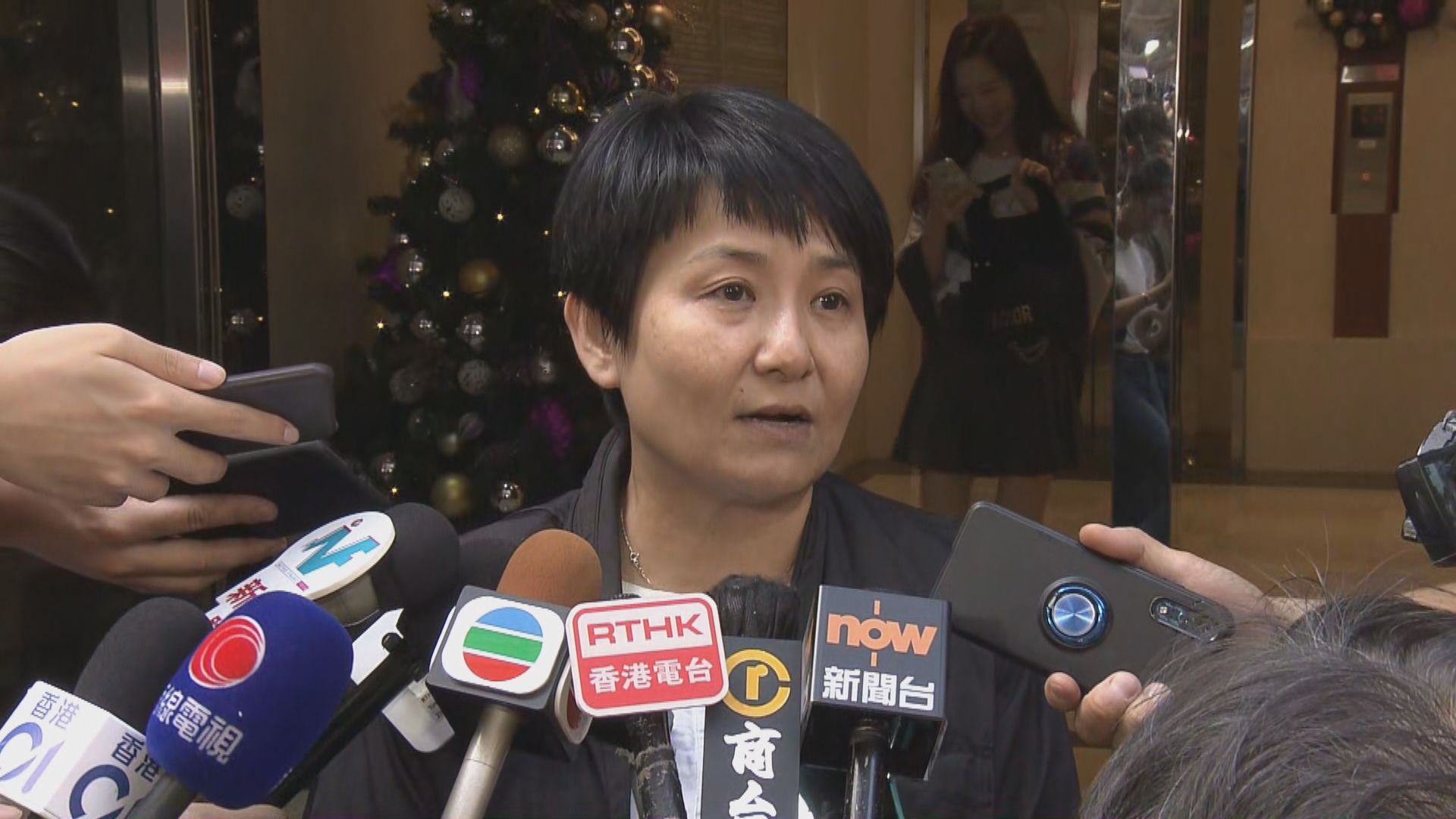 警方：整形中心有危險藥物於是拘捕西醫