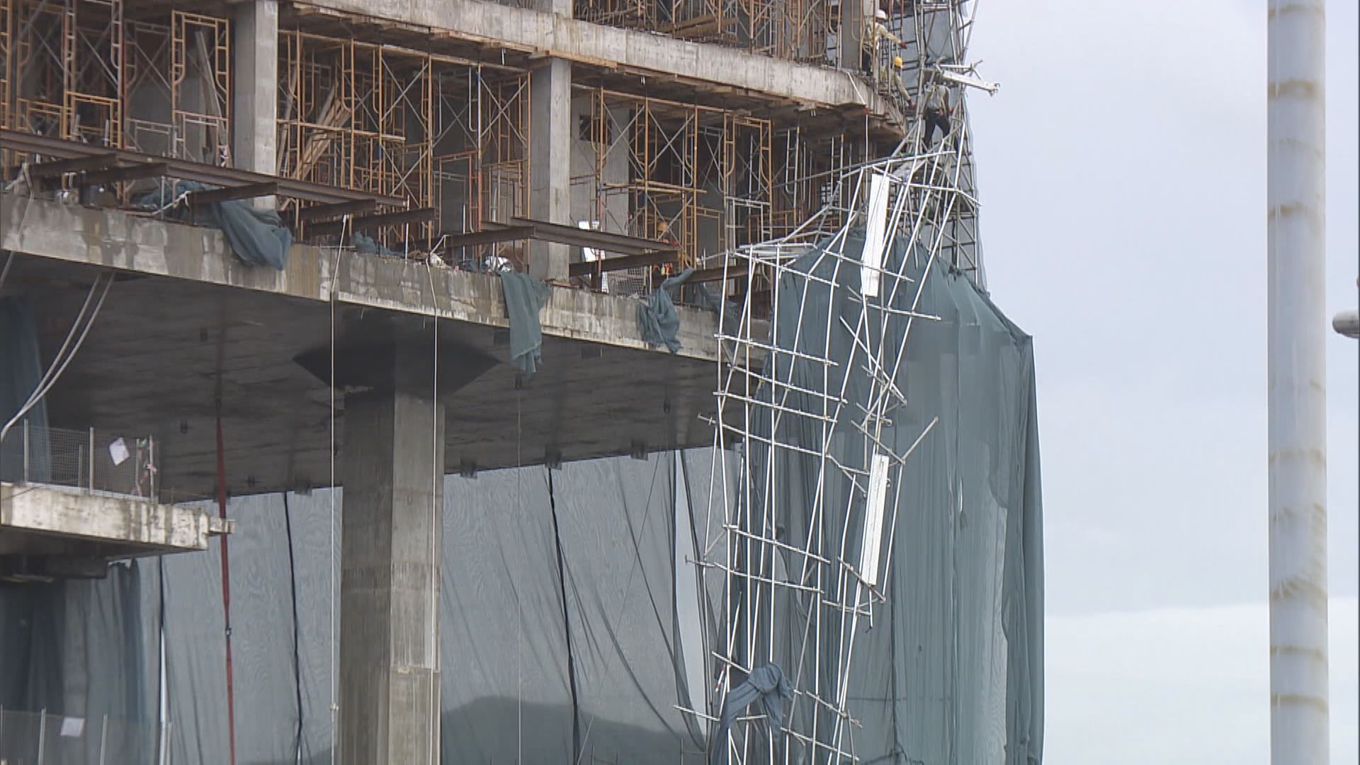 亞博附近地盤金屬棚架倒塌　無人傷