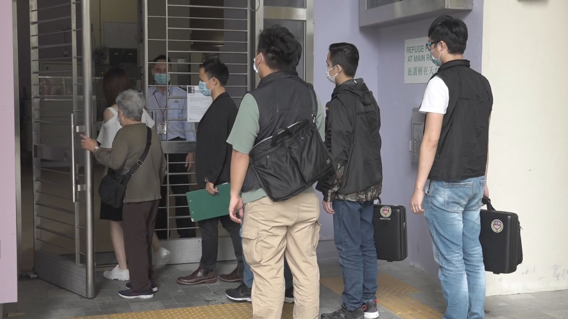 蘇屋邨疑氣體洩漏一家三口亡　列謀殺及自殺案處理