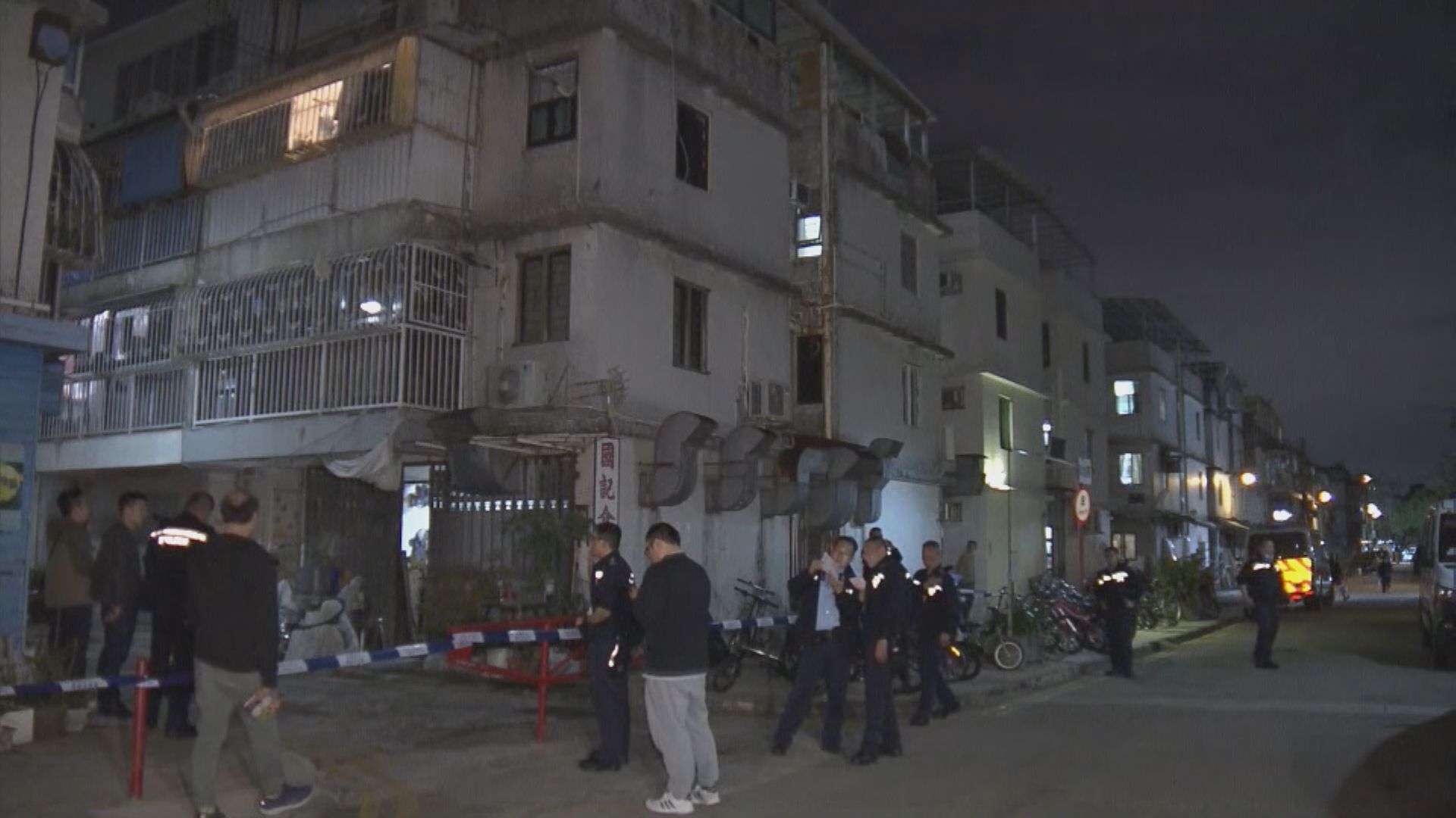 元朗振興新村兩漢倒斃村屋　朗屏邨一人墮樓　據悉三人為親屬關係