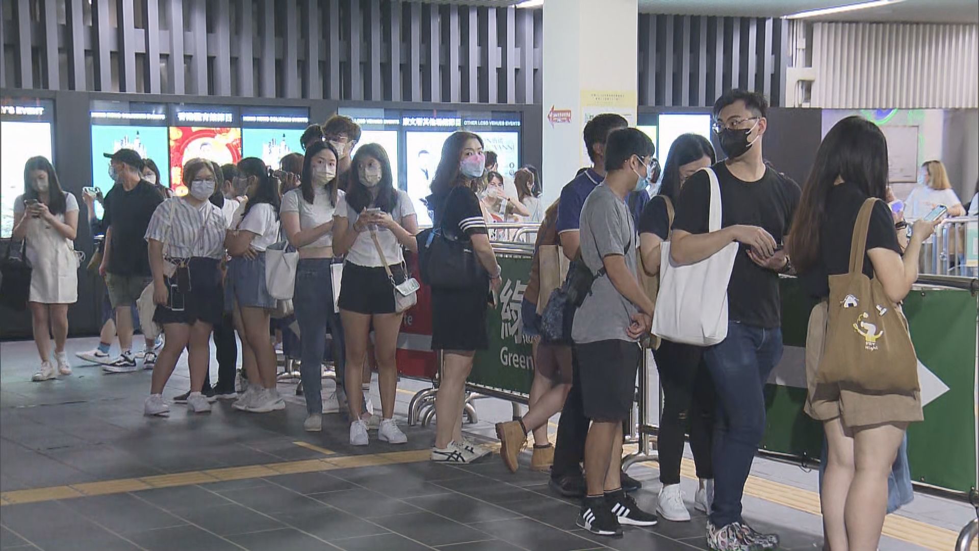 林家謙紅館演唱會開鑼　歌迷：不擔心裝置出現問題