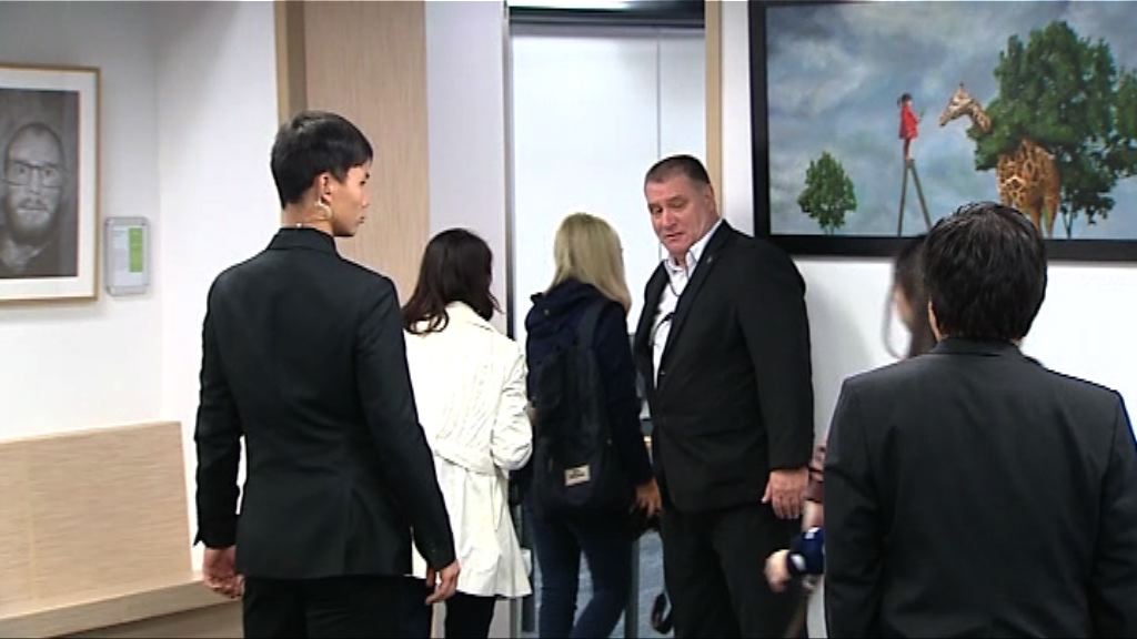 康宏上午股東特別大會表決罷免董事