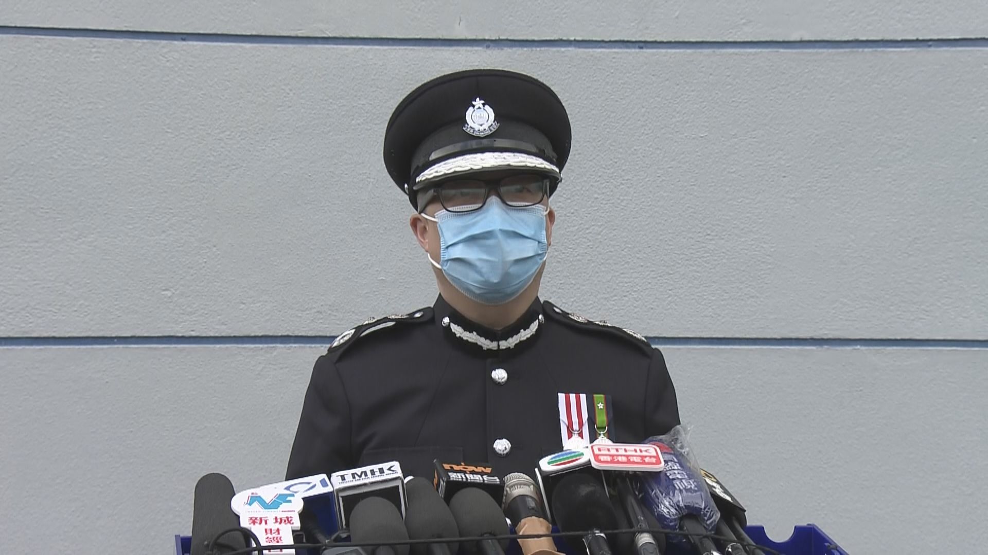 高院裁定警員不展示編號違法　鄧炳強稱會上訴