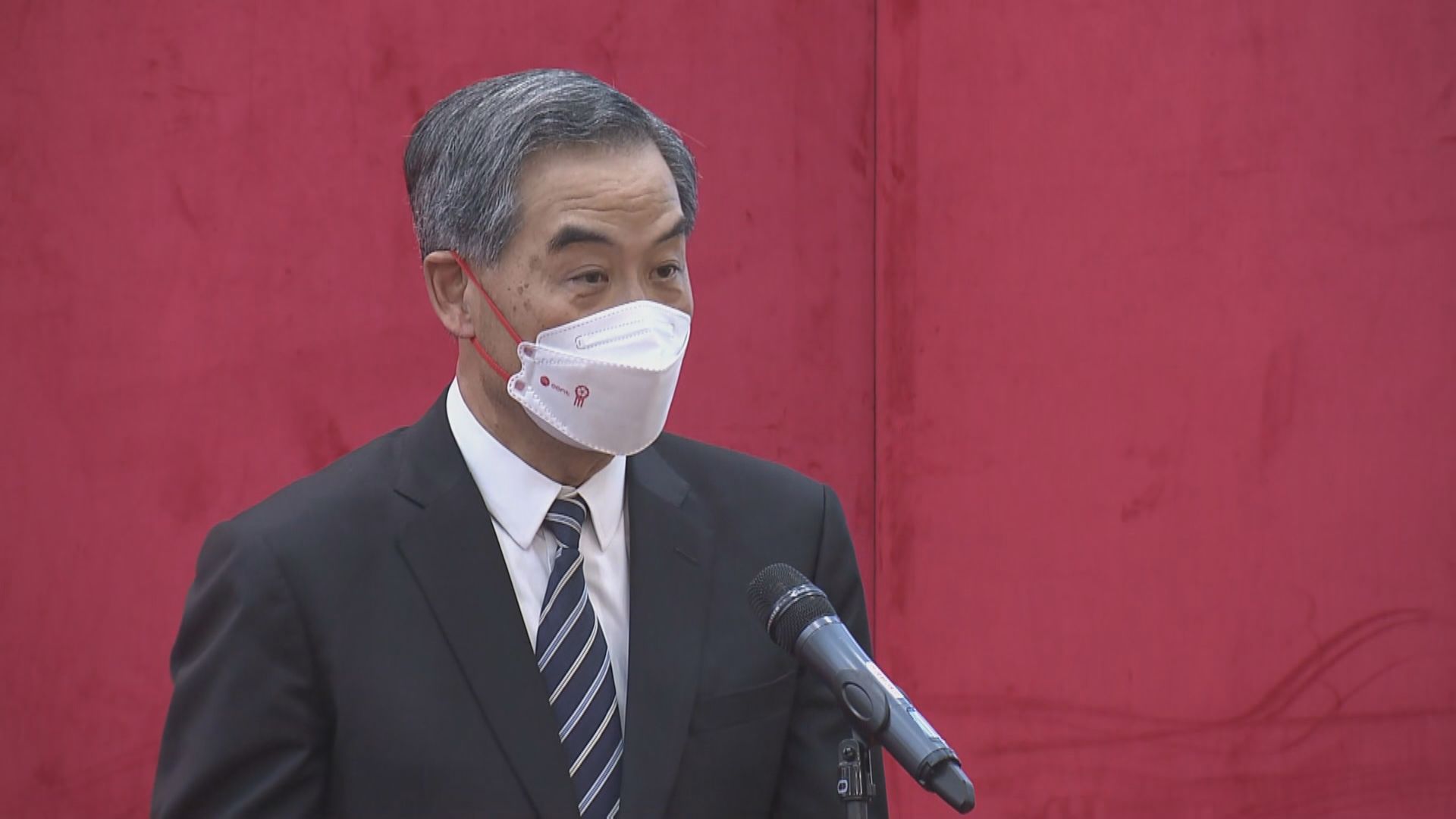 梁振英：促成南沙港人子弟學校為助警察子女讀書