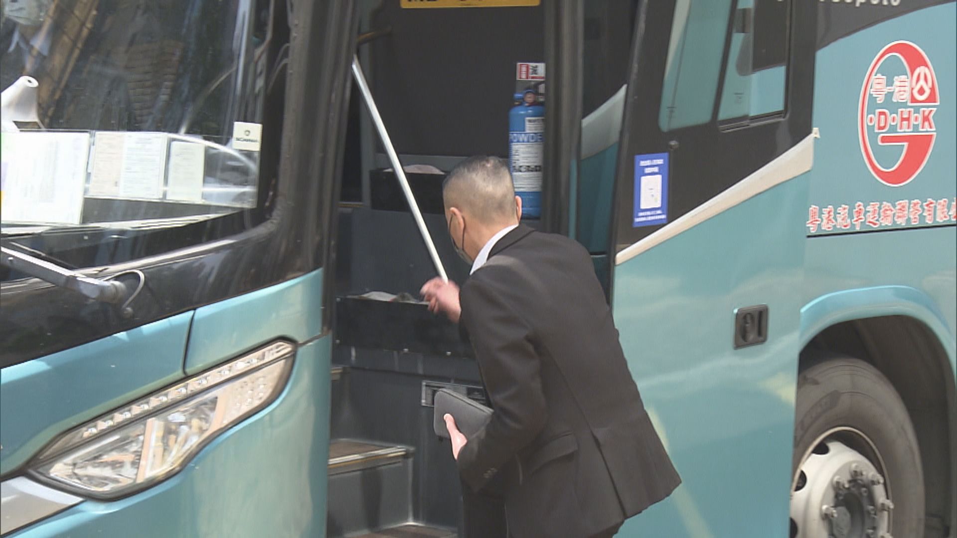 港區政協及人大到深圳出席兩會通報會 