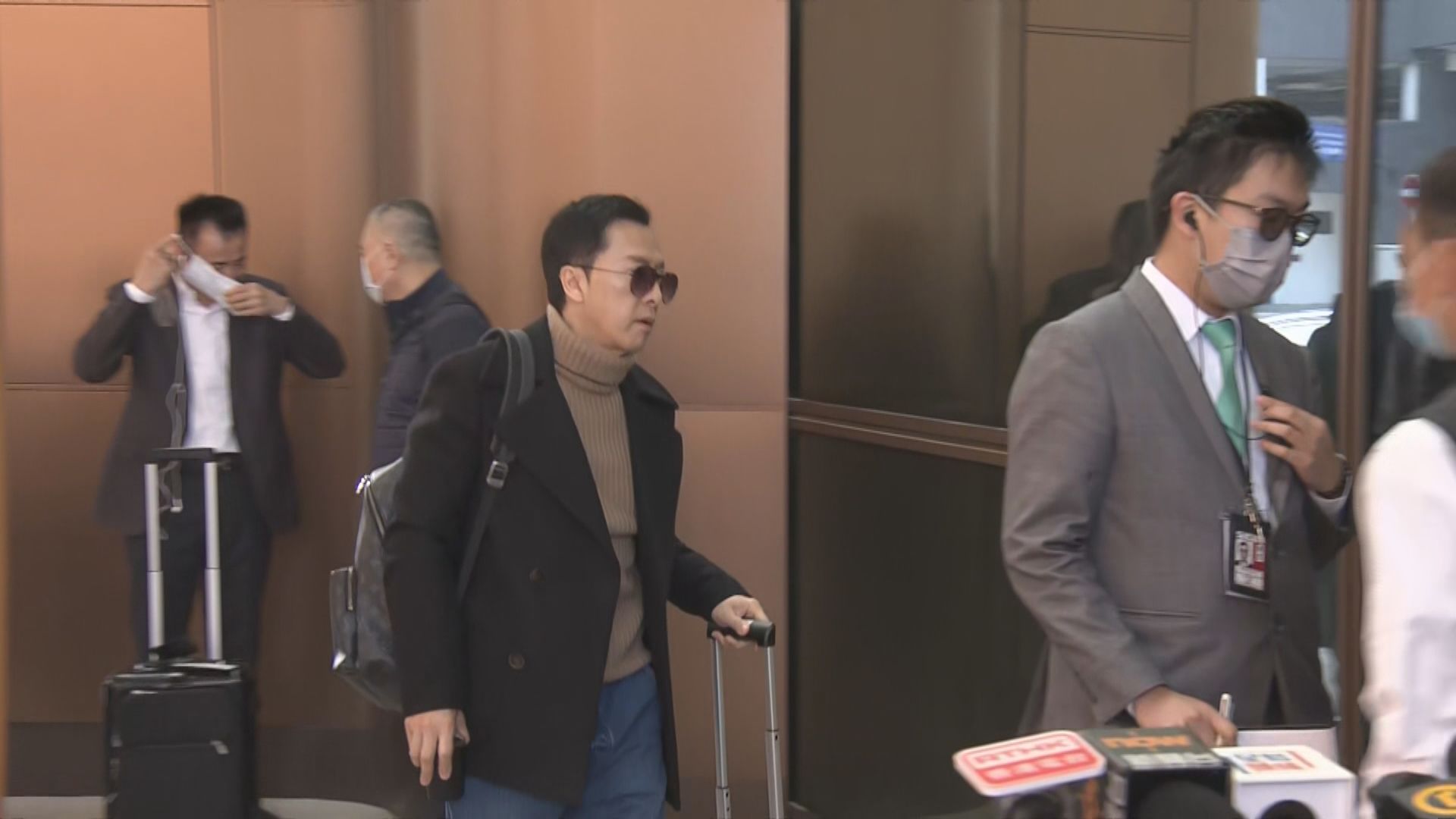 港區政協下午抵京酒店　據悉兩會繼續閉環管理 