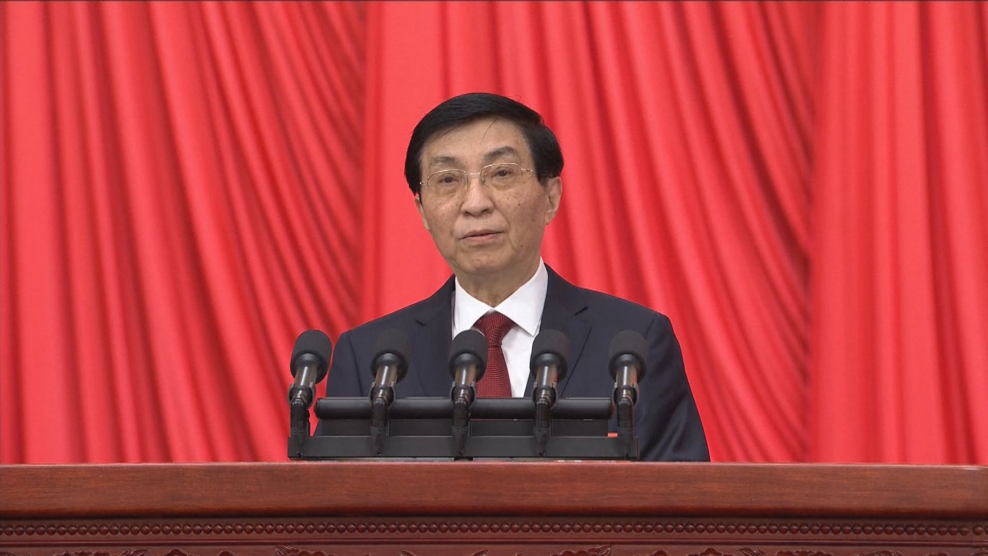 全國兩會｜全國政協十四屆四次會議開幕　王滬寧：支持港澳更好融入和服務國家發展大局