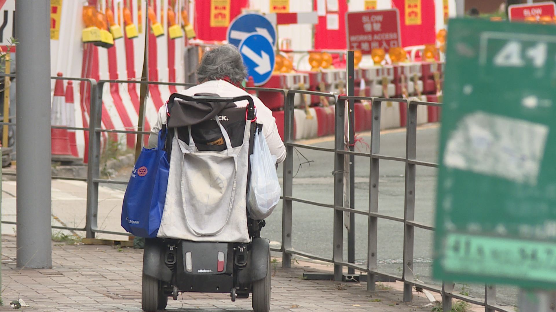 照顧者專線接獲三千多個來電 議員呼籲整理支援名單