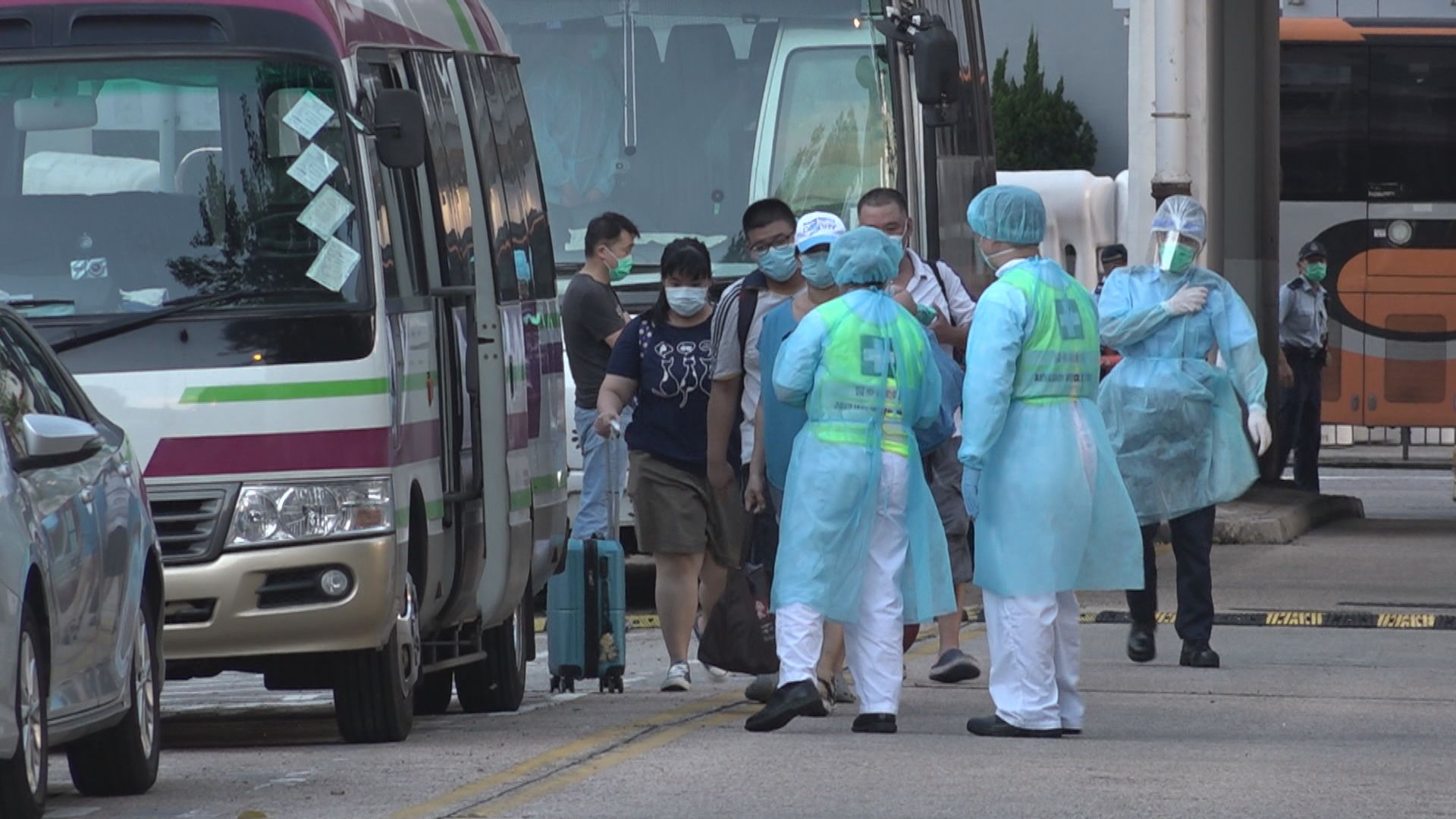 張建宗：一至兩日內將密切接觸者送往檢疫