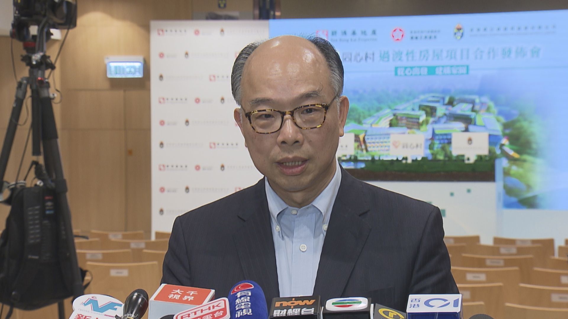 陳帆：難以訂下日期減少居住環境欠佳住戶數目