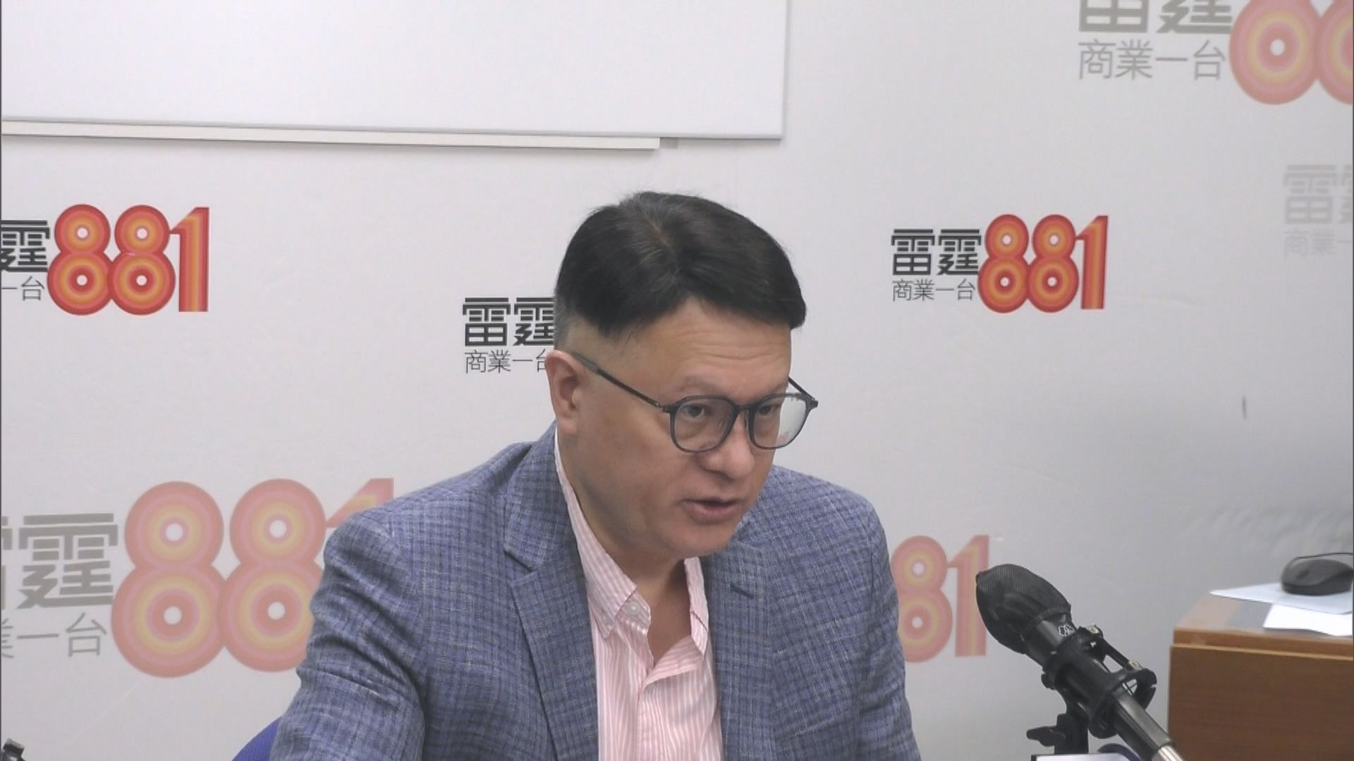 許樹昌：新冠個案未到頂 感染或接種疫苗逾半年高危人士應接種加強劑