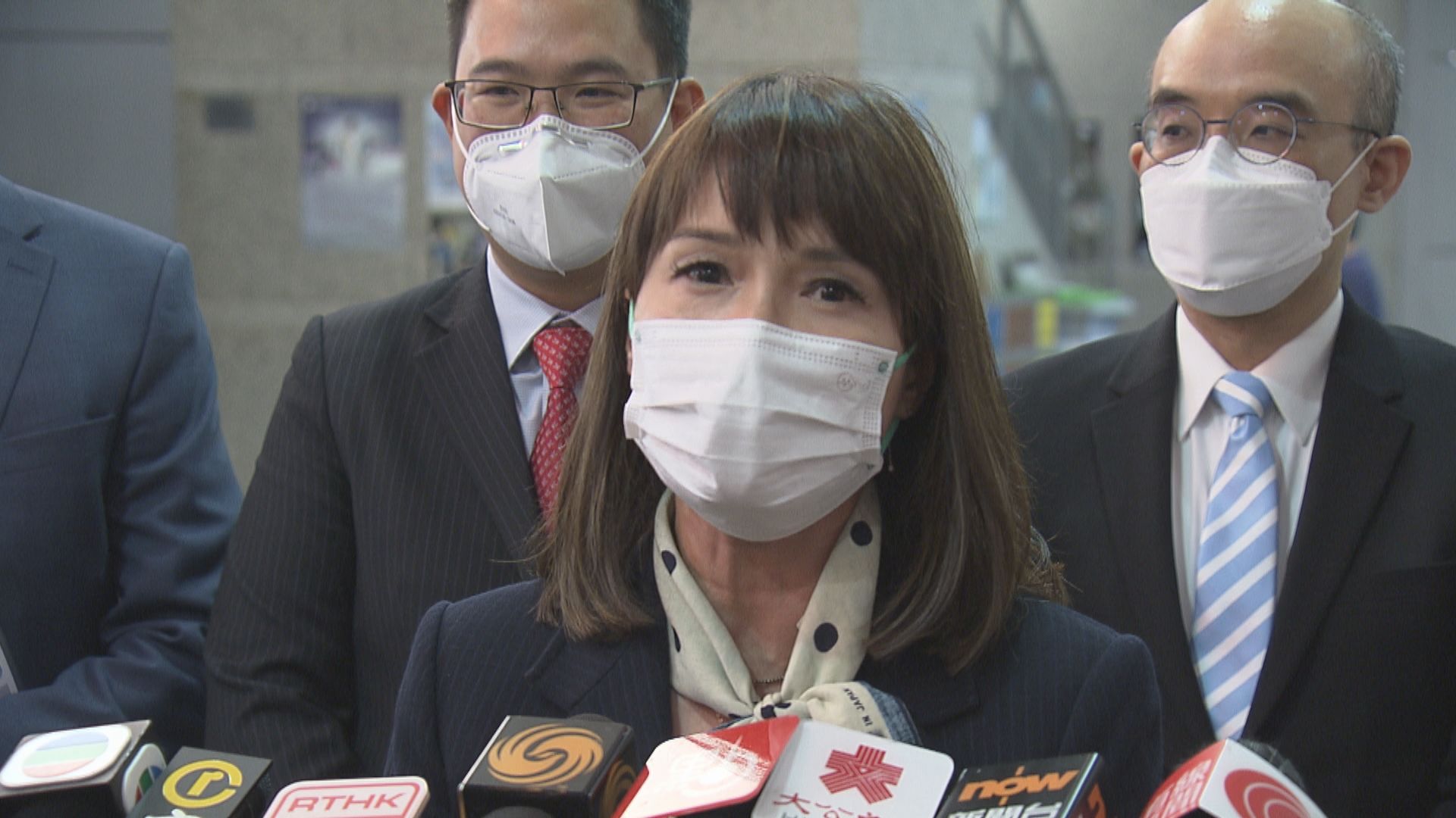 江玉歡：一次過廢除2萬張「免針紙」是兒戲　促交代法律依據