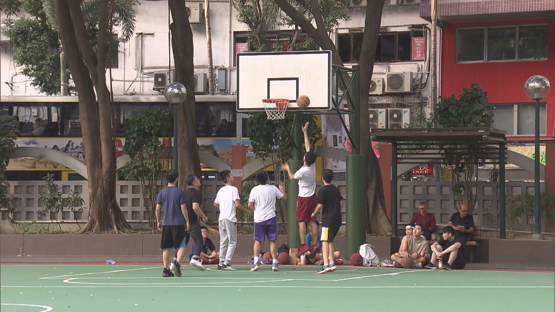 籃球博彩｜麥美娟重申政府不支持賭博　傾向發牌予馬會籌辦