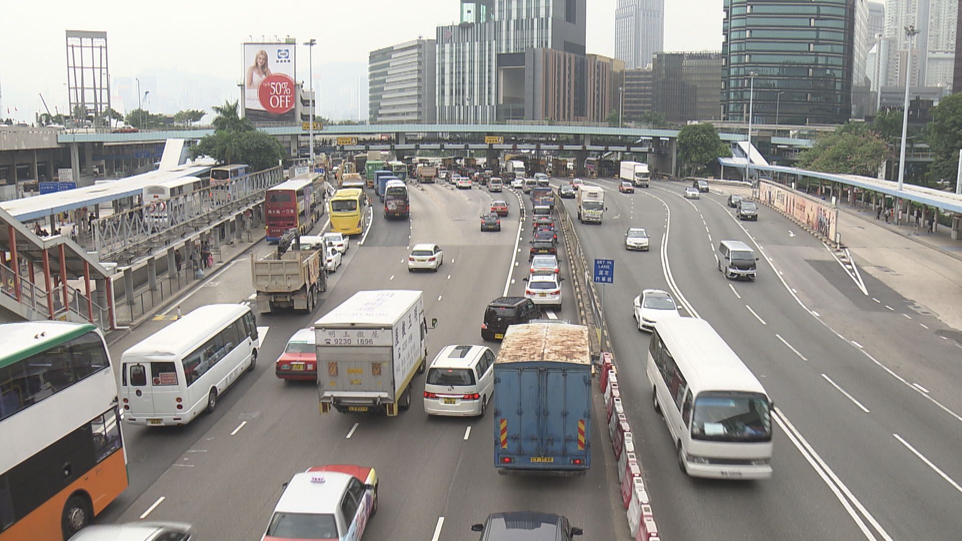 羅淑佩：三隧分流首階段會留意車流量等　檢討第二階段安排