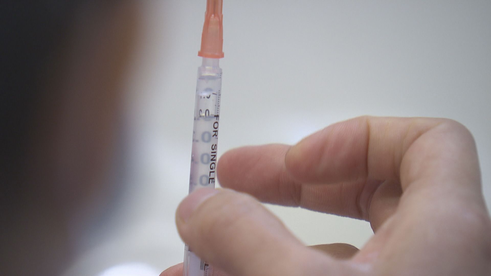 醫管局：已康復或正接受治療的癌症病人均可接種疫苗