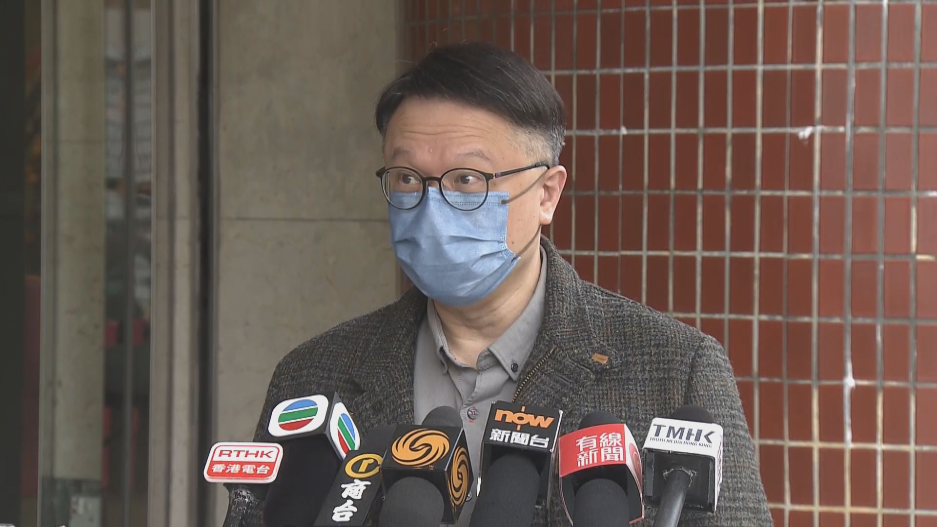 許樹昌估計下月疫情才達高峰　若收緊措施未見效應加辣