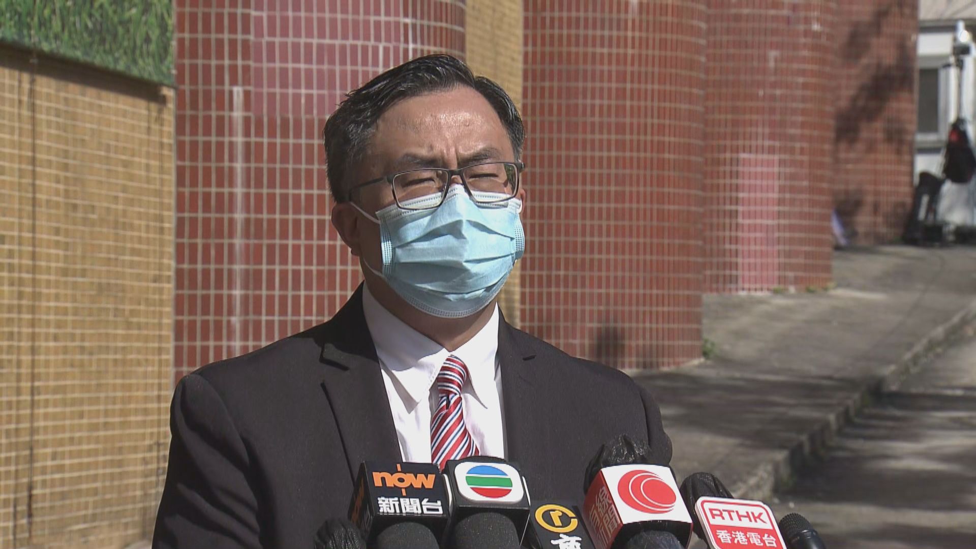 專家建議學校復課後分隔已接種疫苗及未打針的學生