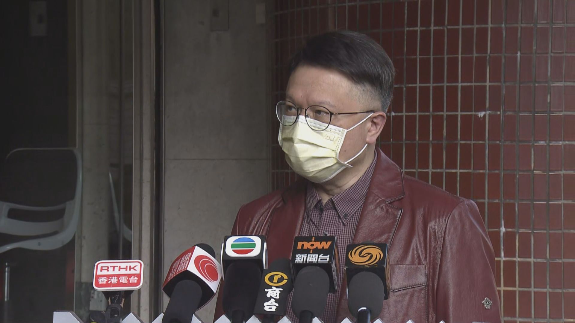 許樹昌：當有源頭不明個案　政府應考慮停課