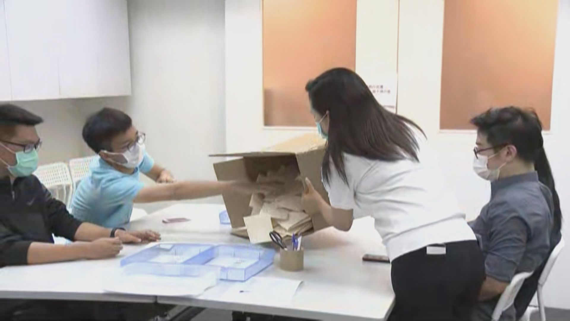 戴耀廷︰初選60萬人投票超預期　違背結果如「政治自殺」