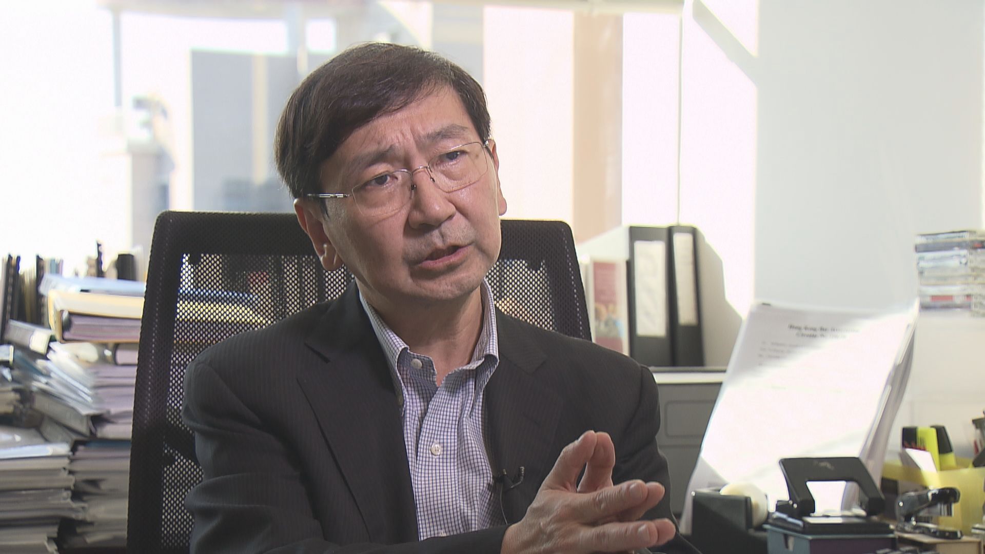 陳文敏 : 法例上難以禁止選民投白票