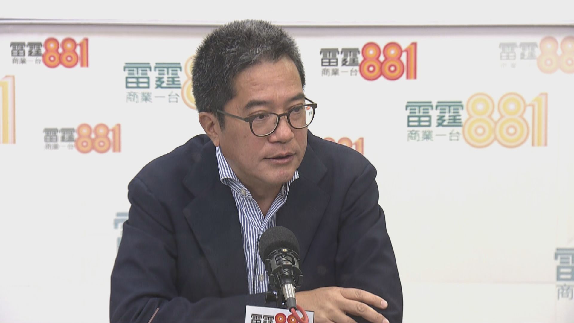 黃偉綸指調升人工島海堤不會增加成本