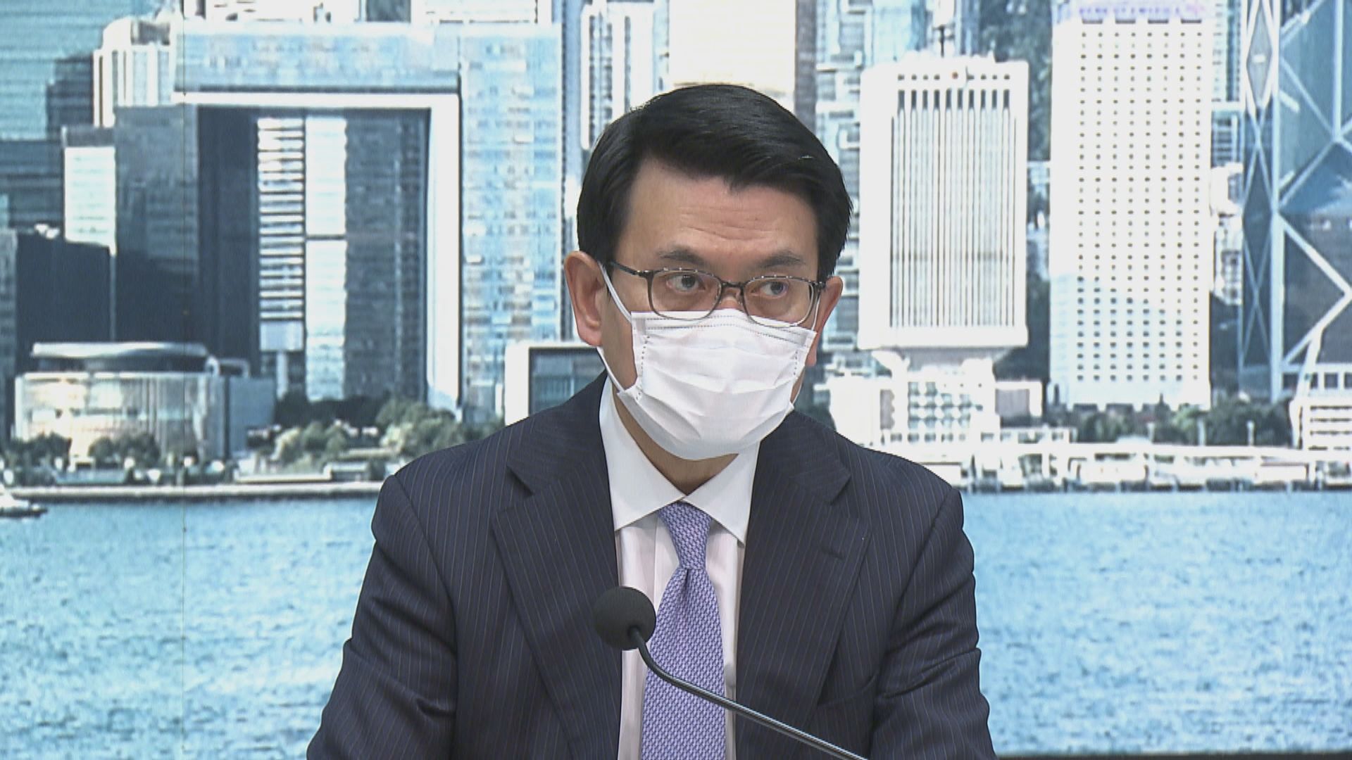 邱騰華：陸續分發內地供港檢測包及中成藥等物資