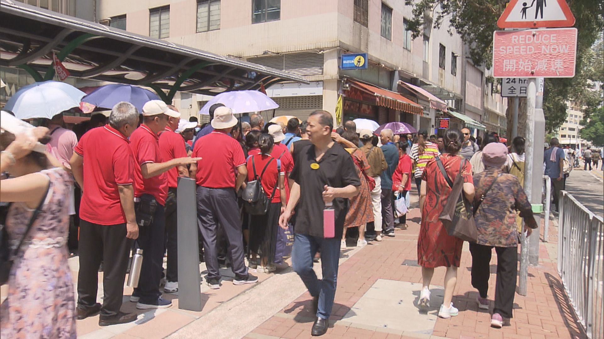 內地黃金周逾700團來港 楊潤雄：已做好準備應對