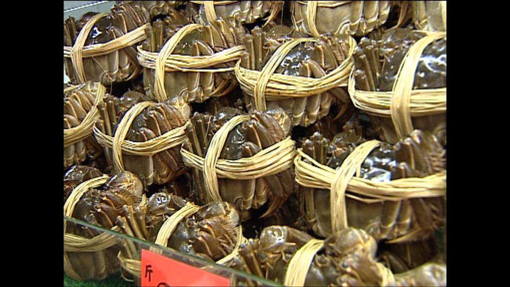 本港發售大閘蟹兩樣本二噁英超標
