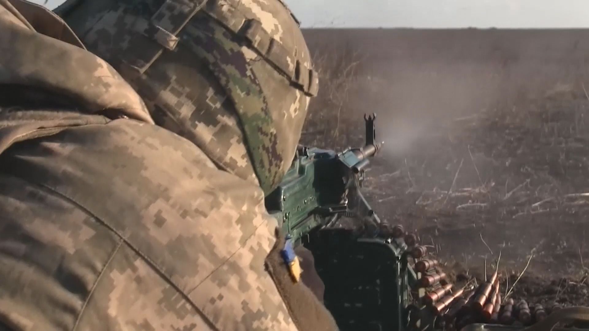 烏克蘭軍方舉行陸空演習展示實力