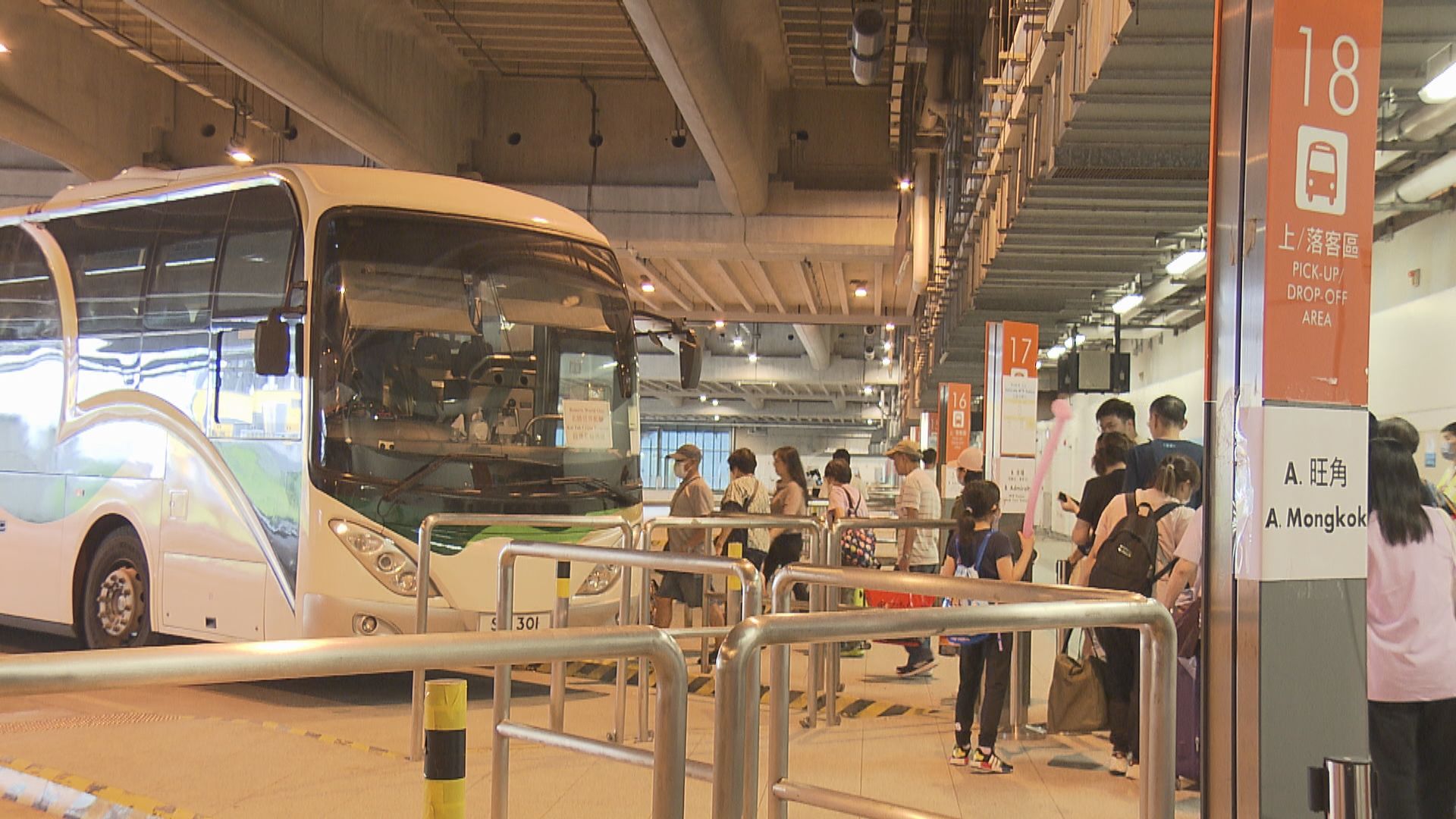 郵輪碼頭明起不再提供三條免費穿梭巴士服務