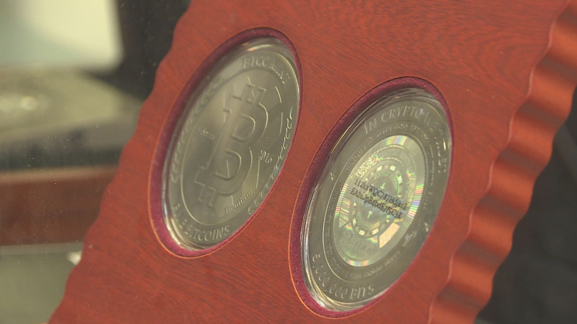 加密貨幣周末期間走勢波動　反覆下跌