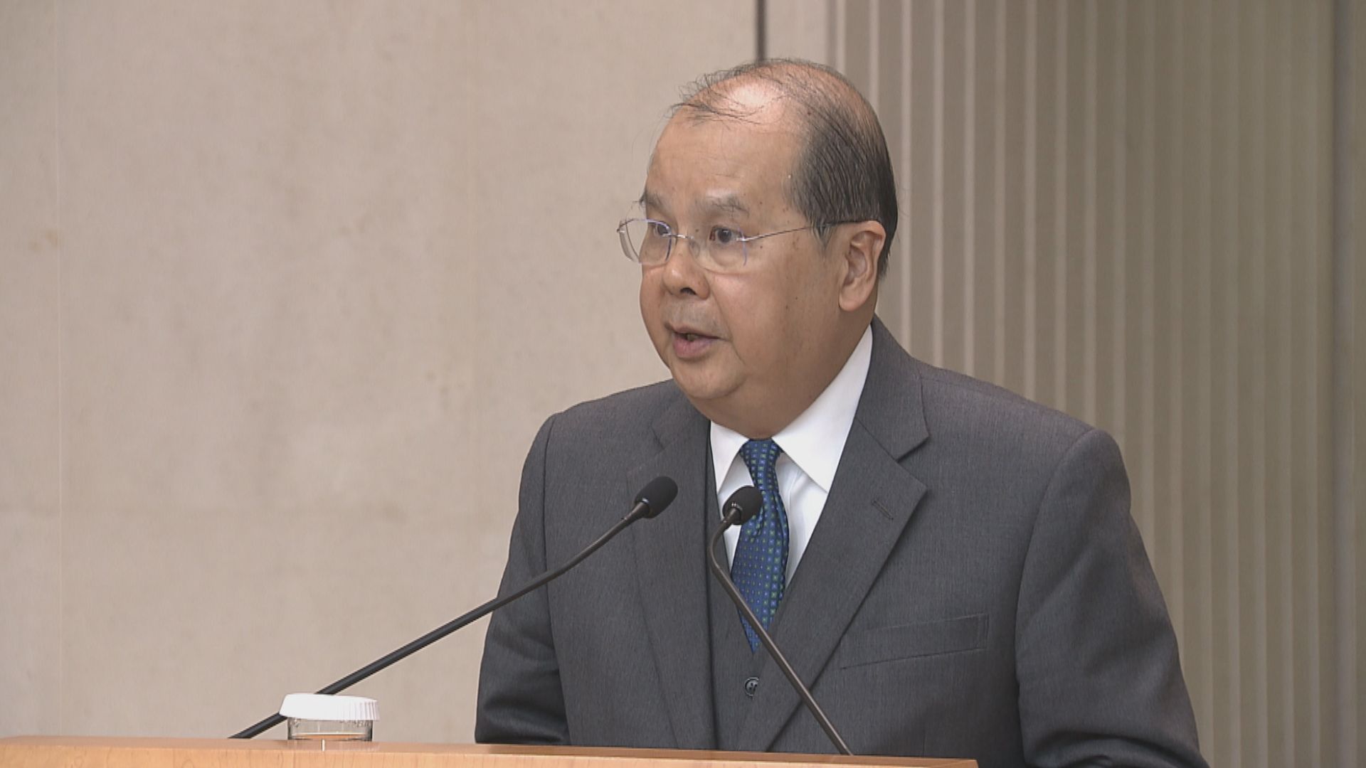 張建宗︰只要沉着應對　社會團結　香港定會走出逆境