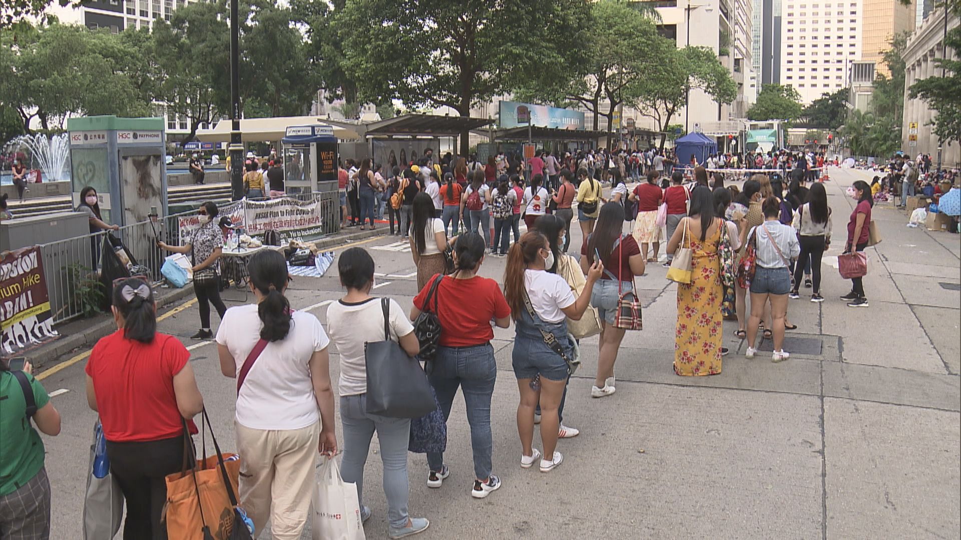 張建宗︰院舍員工同強檢　非歧視外傭