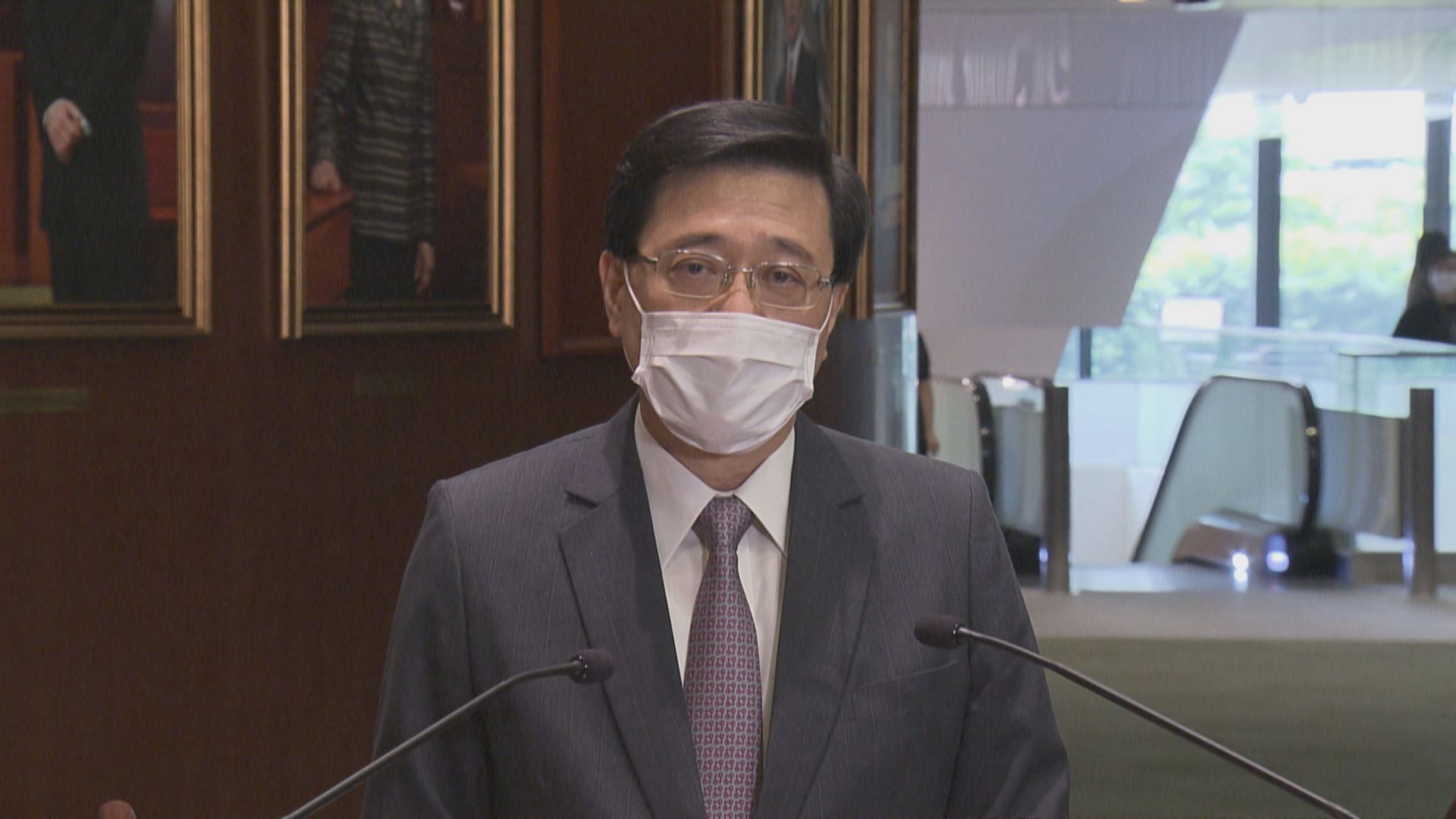 李家超：促政策局全力跟進　爭盡快再與內地商通關