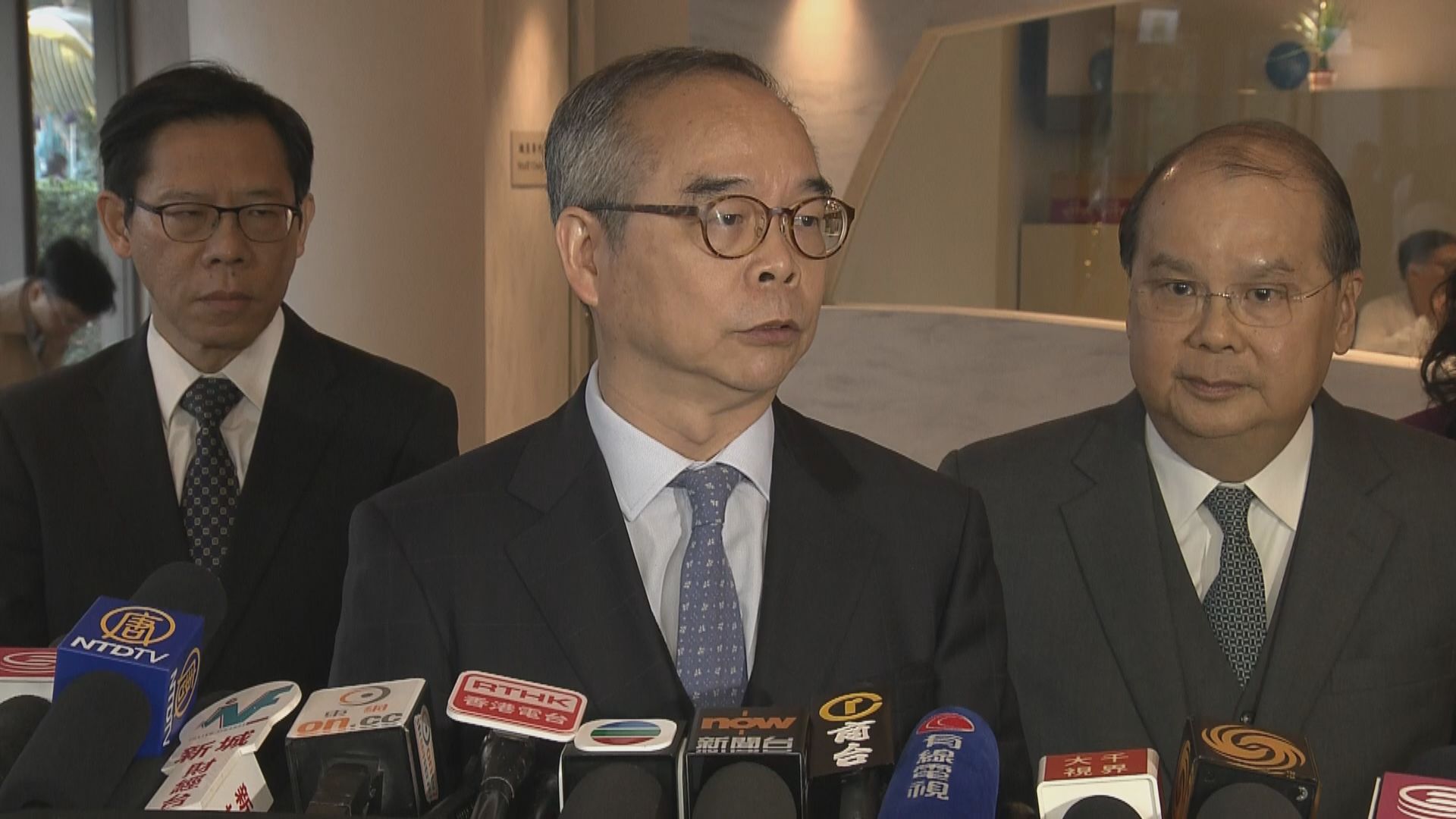 劉江華：繼續觀塘音樂噴泉工程為尊重合約精神