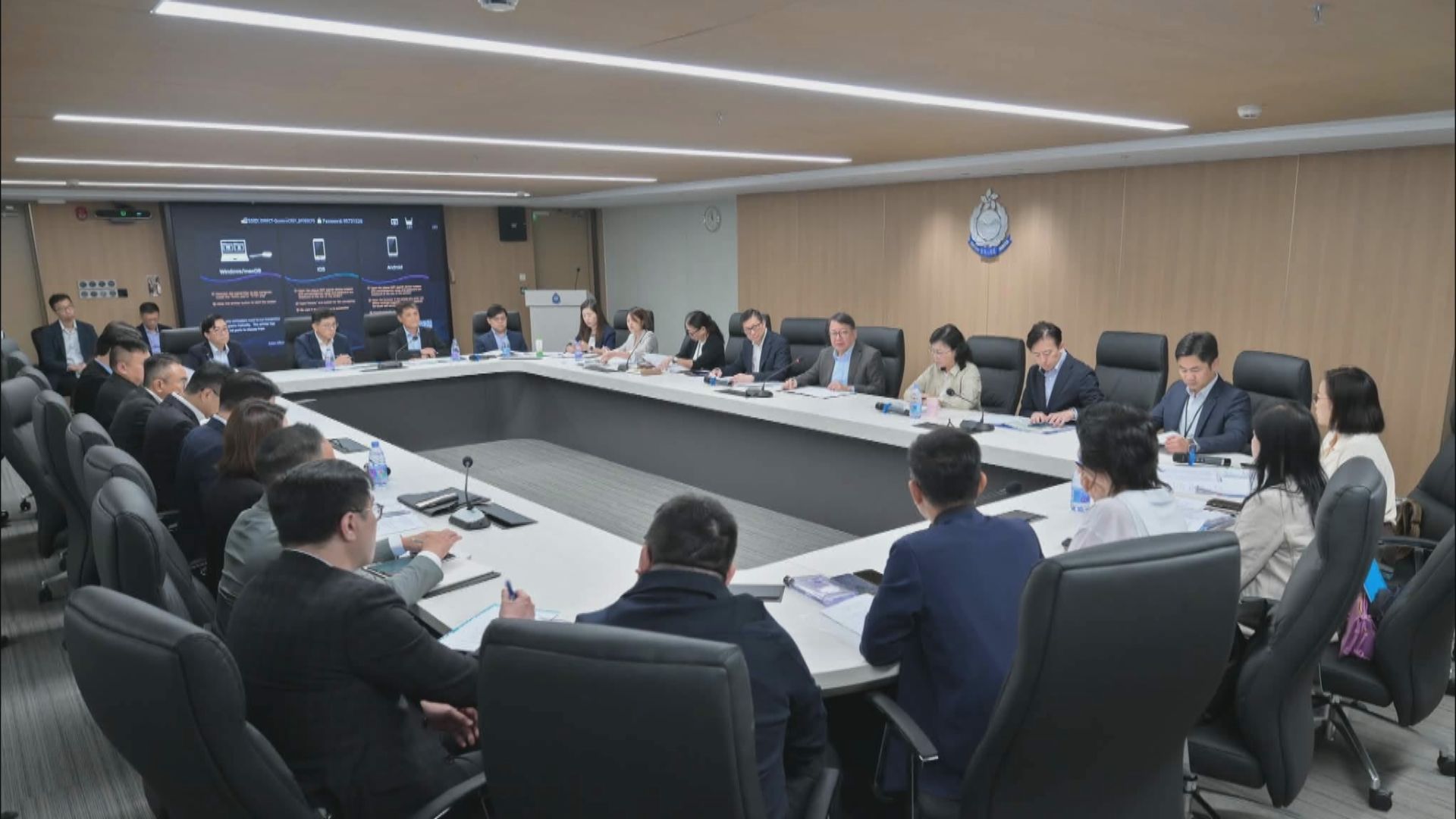陳國基：如無實際過關需要　市民暫勿到新皇崗口岸參觀打卡