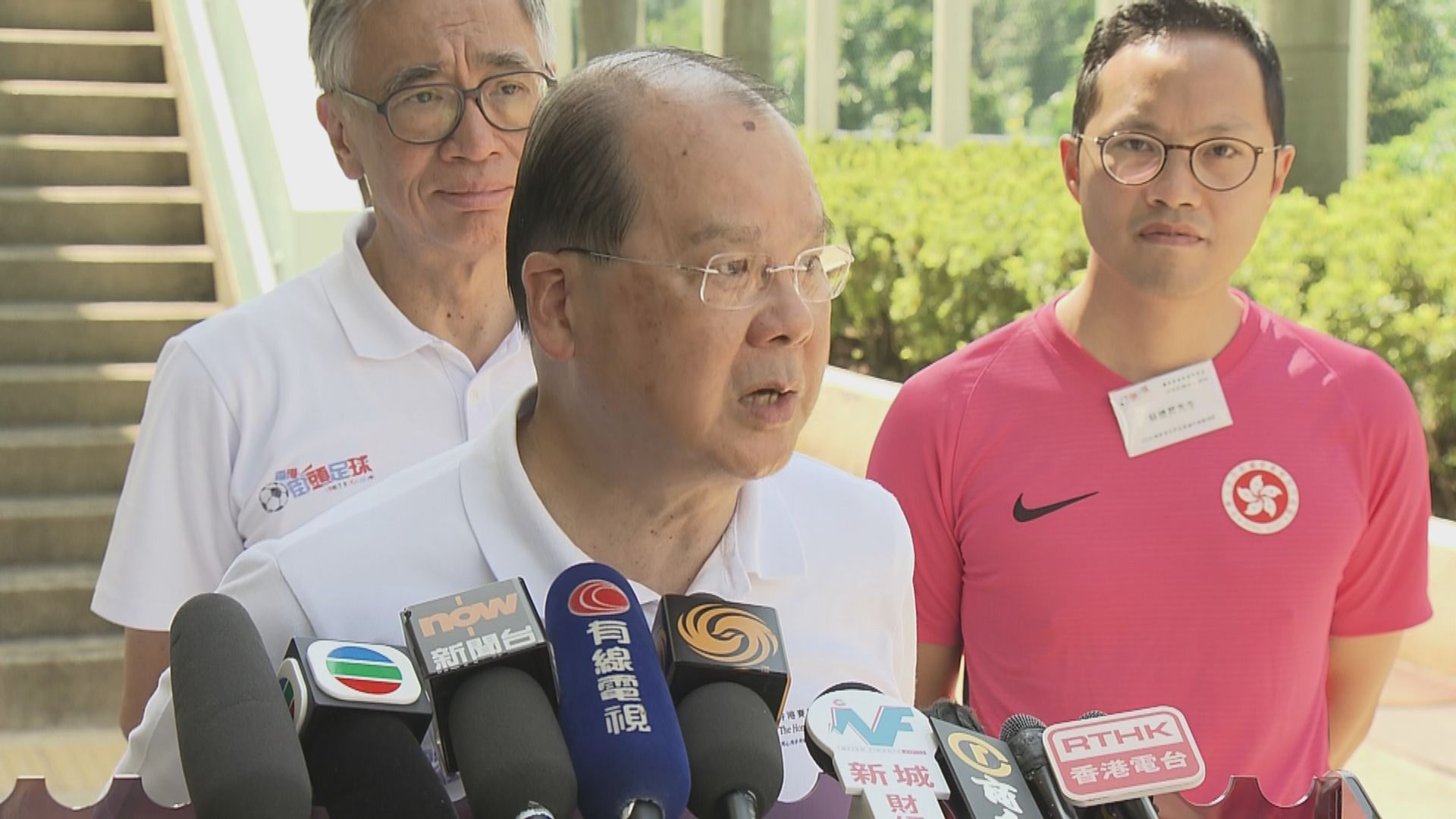 解放軍清理塌樹被指違例　張建宗：可靈活處理