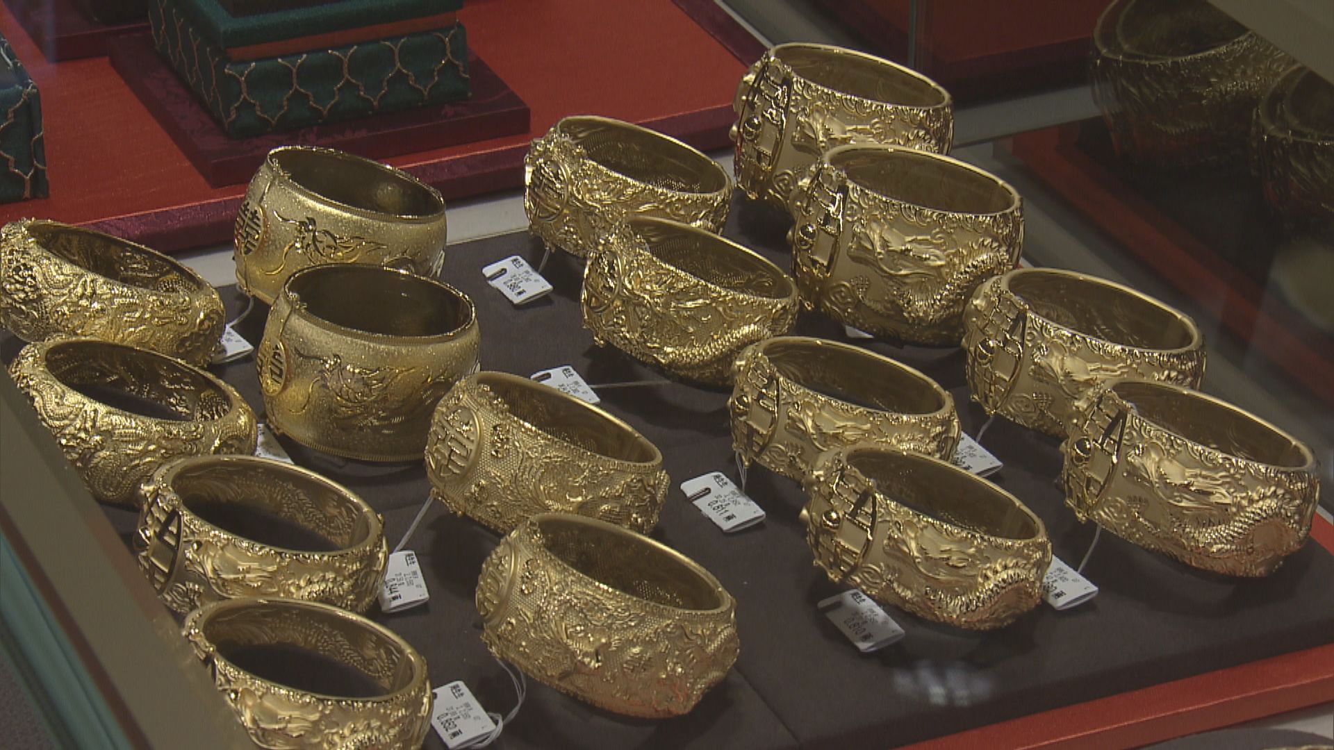 【派消費券】周生生料刺激效果來得慢　4月銷售按月升逾三成