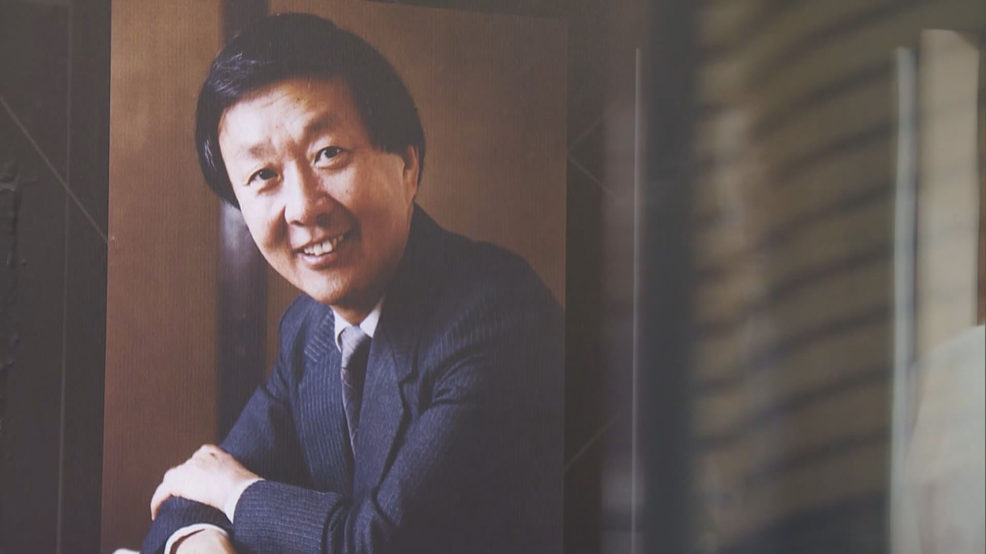 中大設弔唁區供各界悼念高錕