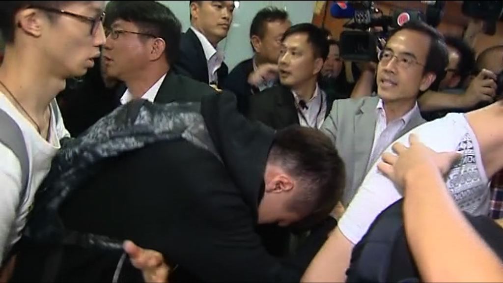 校董會允學生代表列席會議