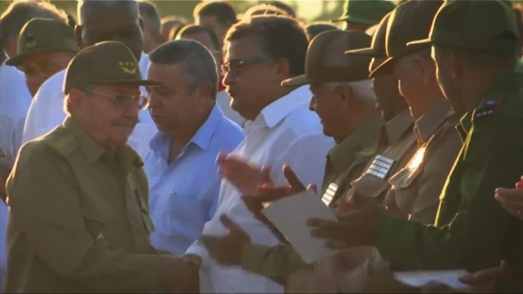 古巴數千民眾紀念哲古華拉逝世50周年