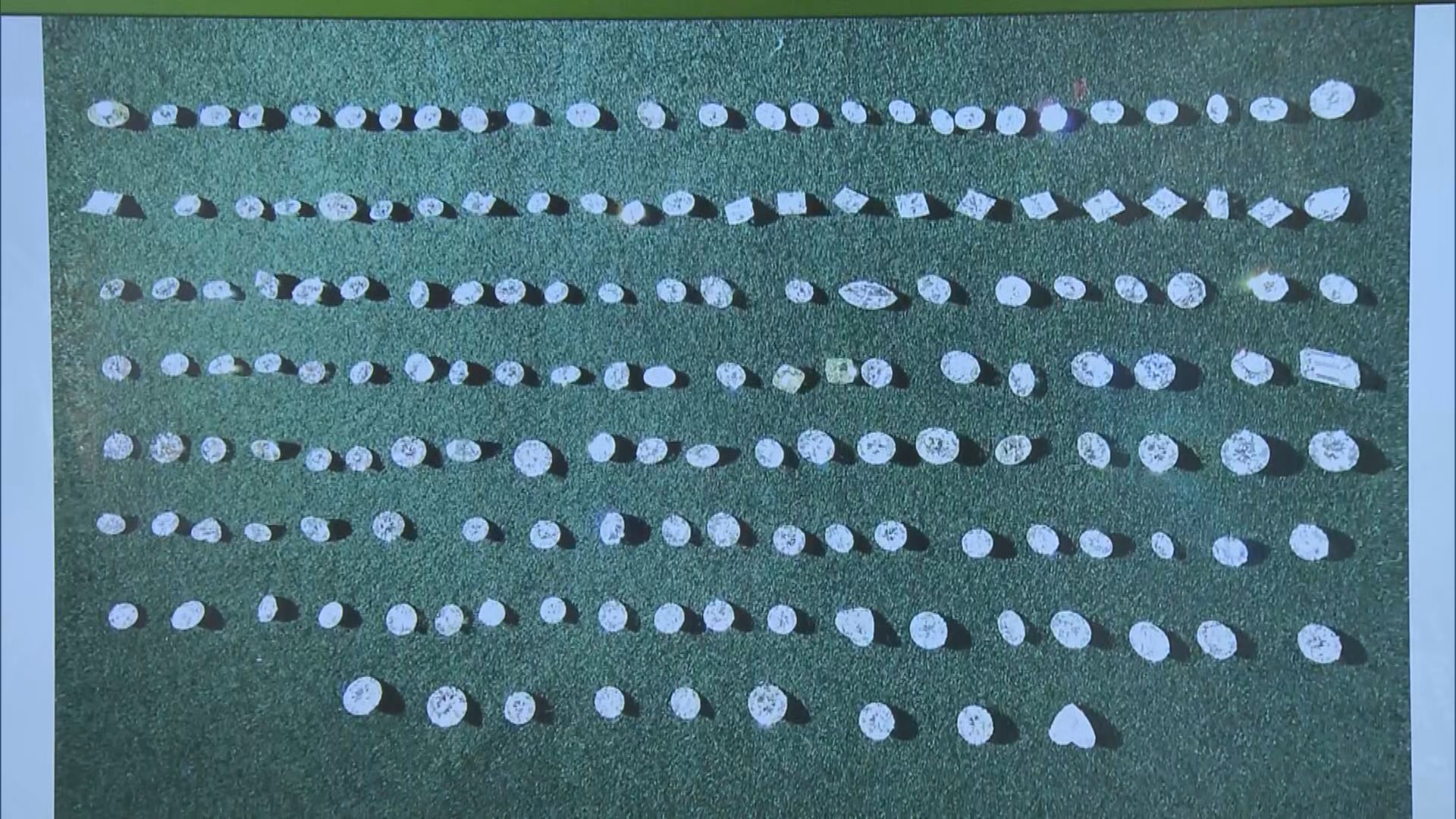 海關香園圍口岸檢獲走私鑽石　市值約640萬元